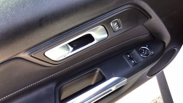 Certified 2022 Ford Mustang EcoBoost w/ Black Accent Package image 13