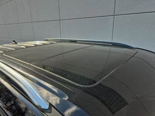 Certified 2020 Ford Explorer Limited w/ Class III Trailer Tow Package image 10