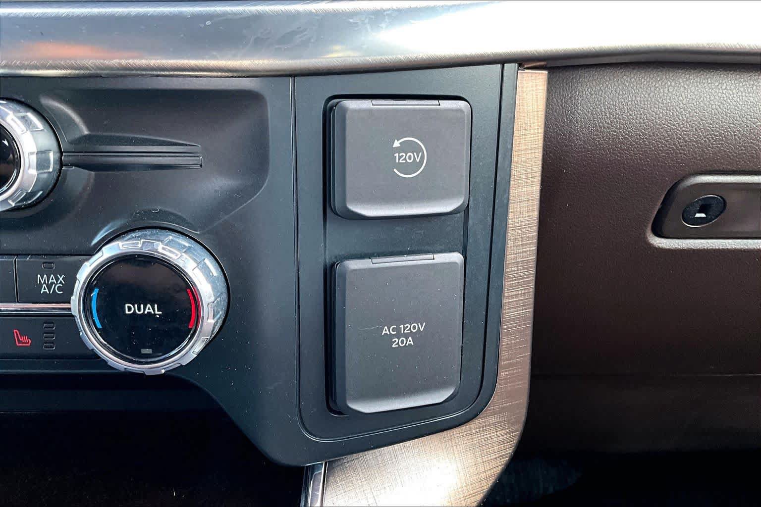 Certified 2025 Ford F150 King Ranch w/ FX4 Off-Road Package AWD/4WD image 32