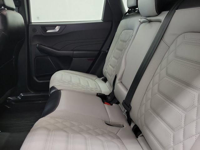 Certified 2023 Ford Escape Platinum w/ Premium Technology Package AWD/4WD image 11