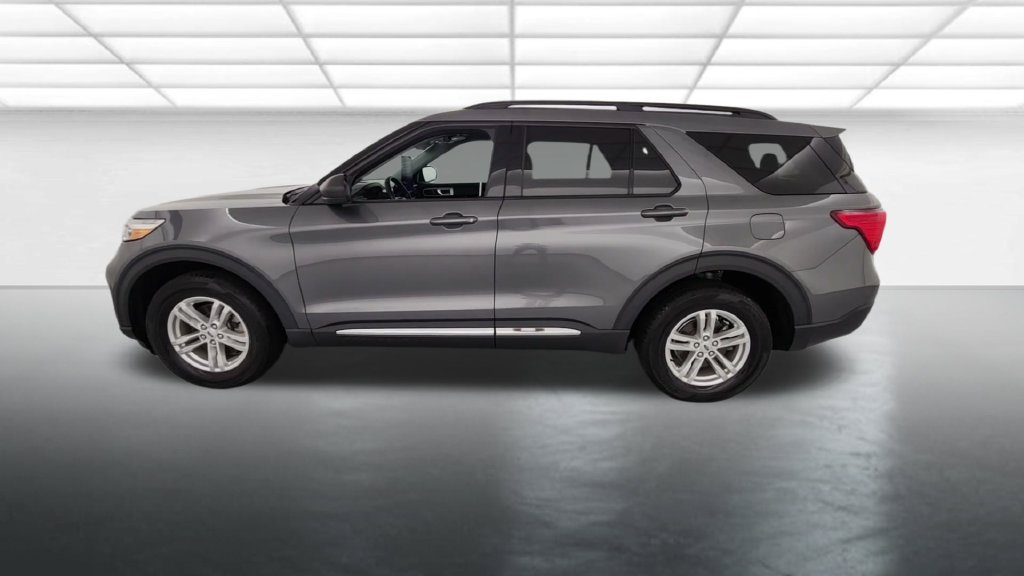 Certified 2023 Ford Explorer XLT AWD/4WD image 4