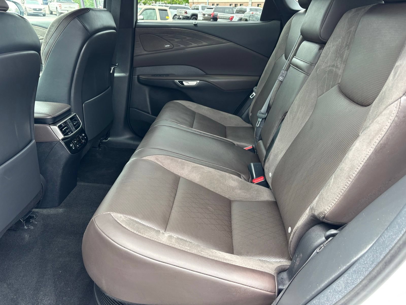 Used 2023 Lexus RX 350 w/ Cold Area Package AWD/4WD image 20