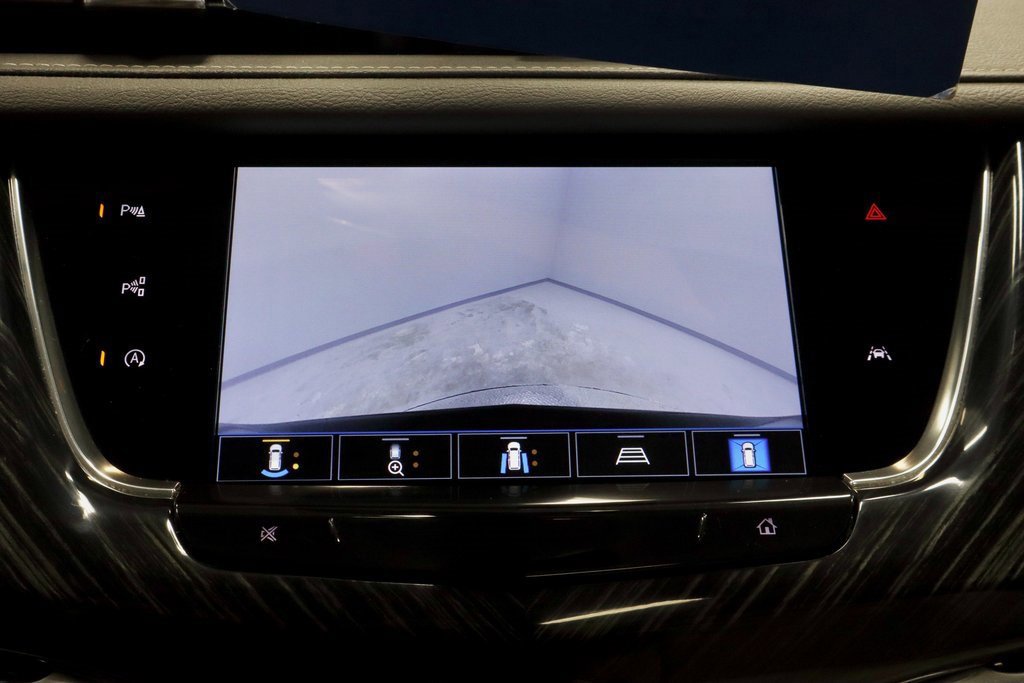 Used 2023 Cadillac XT6 Premium Luxury w/ Technology Package image 10