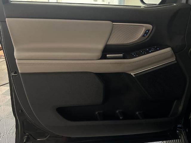 Certified 2025 Ford Expedition Active RWD image 17