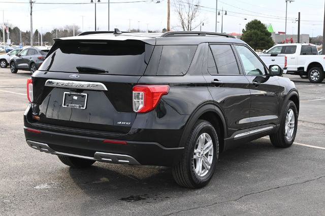 Certified 2023 Ford Explorer XLT w/ Equipment Group 202A image 5