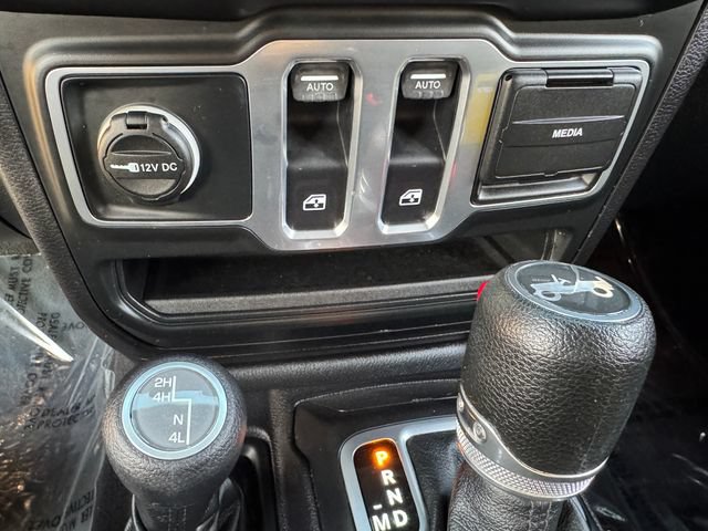 Used 2018 Jeep Wrangler Sport AWD/4WD image 24