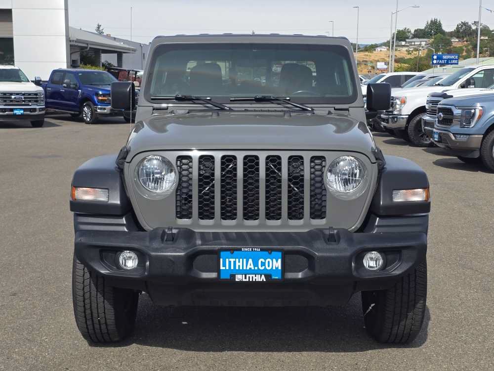 Used 2020 Jeep Gladiator Sport w/ Quick Order Package 24S AWD/4WD image 8