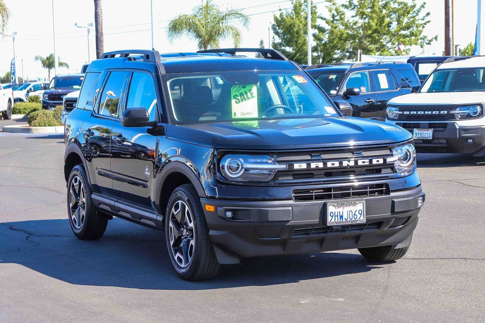Certified 2023 Ford Bronco Sport Outer Banks AWD/4WD image 3