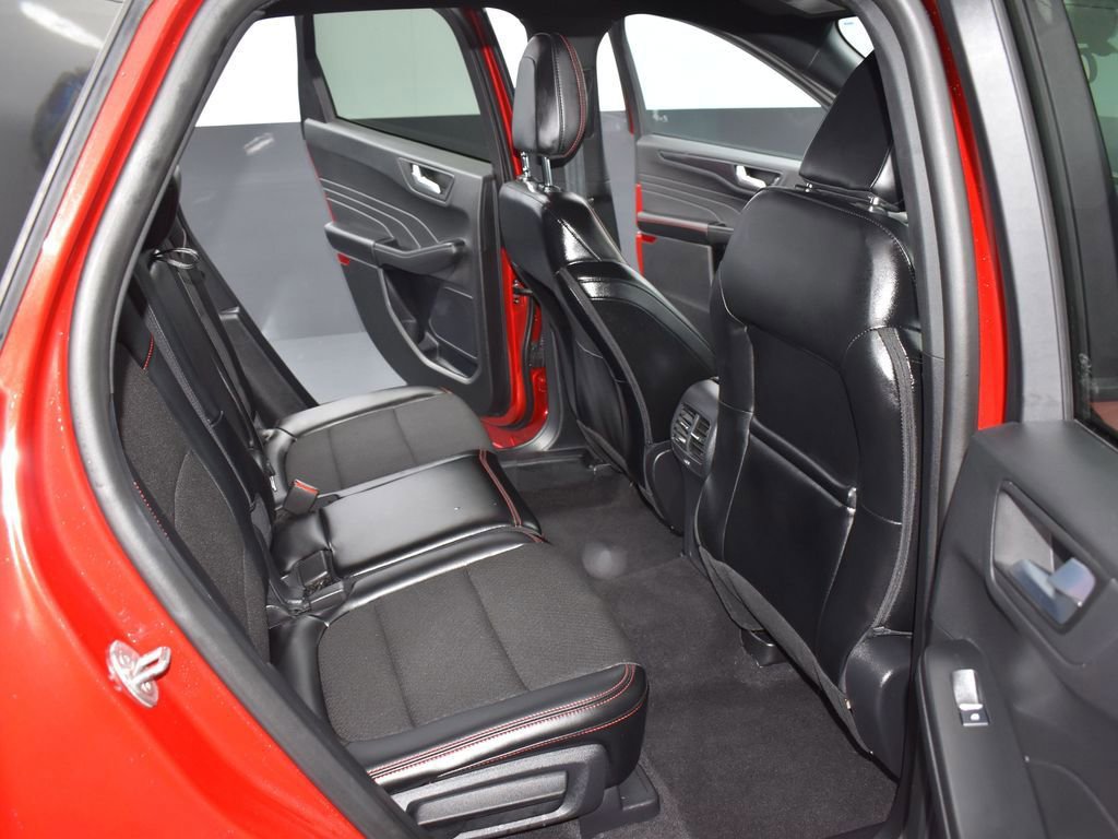 Certified 2025 Ford Escape ST-Line image 14