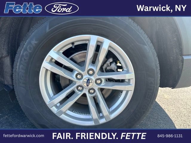 Certified 2022 Ford Explorer XLT w/ Class IV Trailer Tow Package AWD/4WD image 11