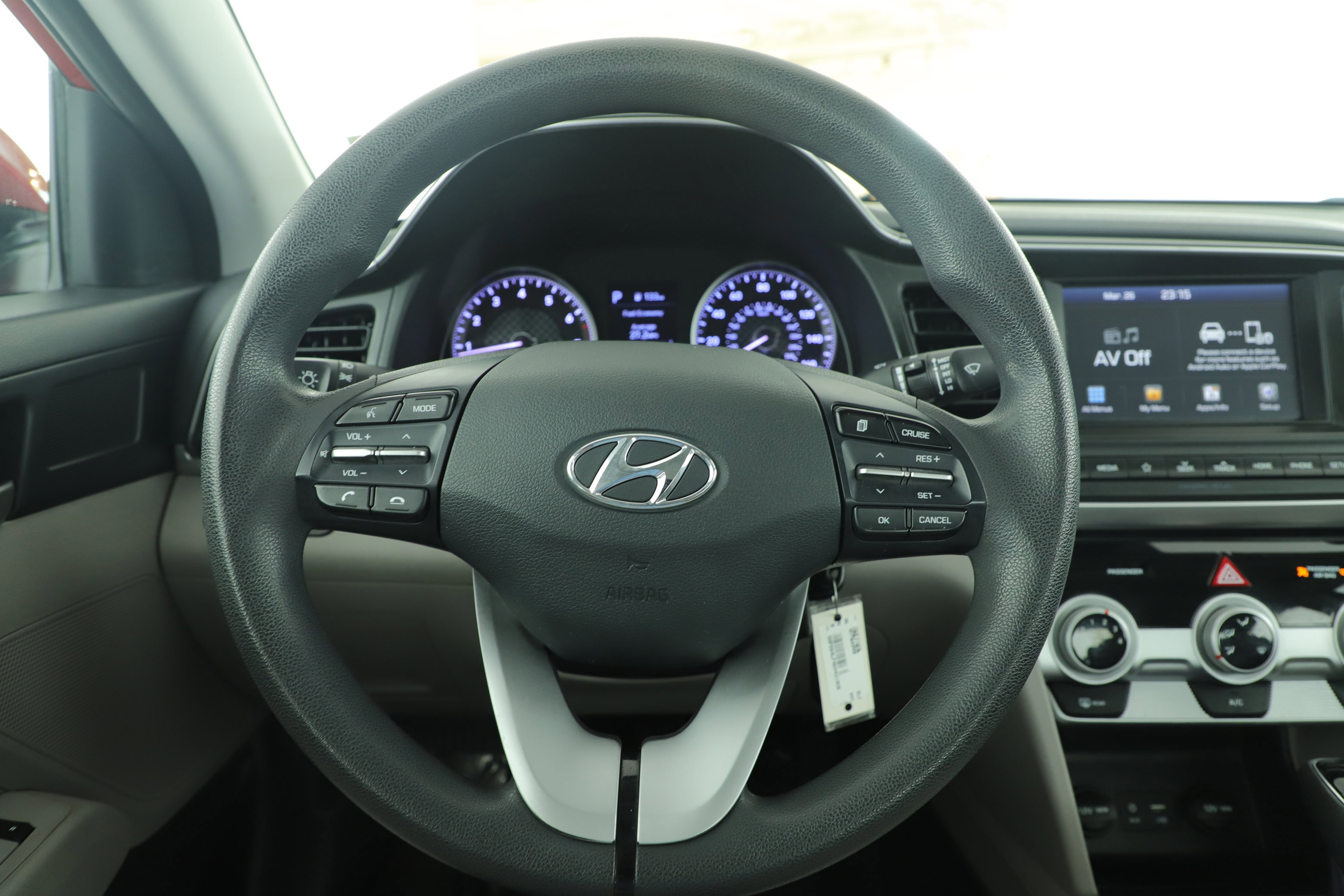 Used 2019 Hyundai Elantra SEL image 18