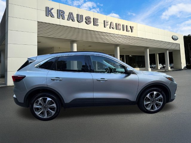 Certified 2024 Ford Escape Platinum AWD/4WD image 9