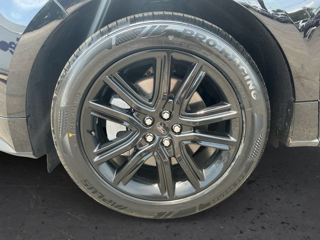 Certified 2024 Ford Edge ST-Line AWD/4WD image 13