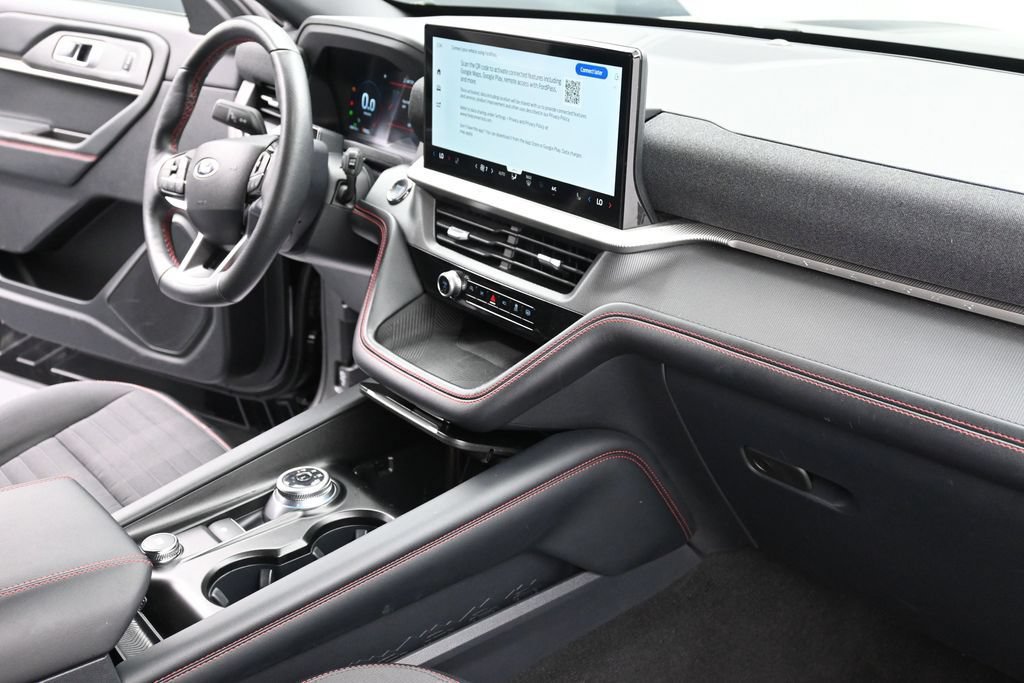 Certified 2025 Ford Explorer ST-Line AWD/4WD image 10