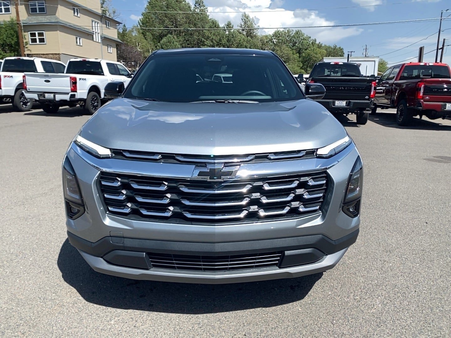 Used 2026 Chevrolet Equinox LT w/ Safety and Technology Package FWD image 3