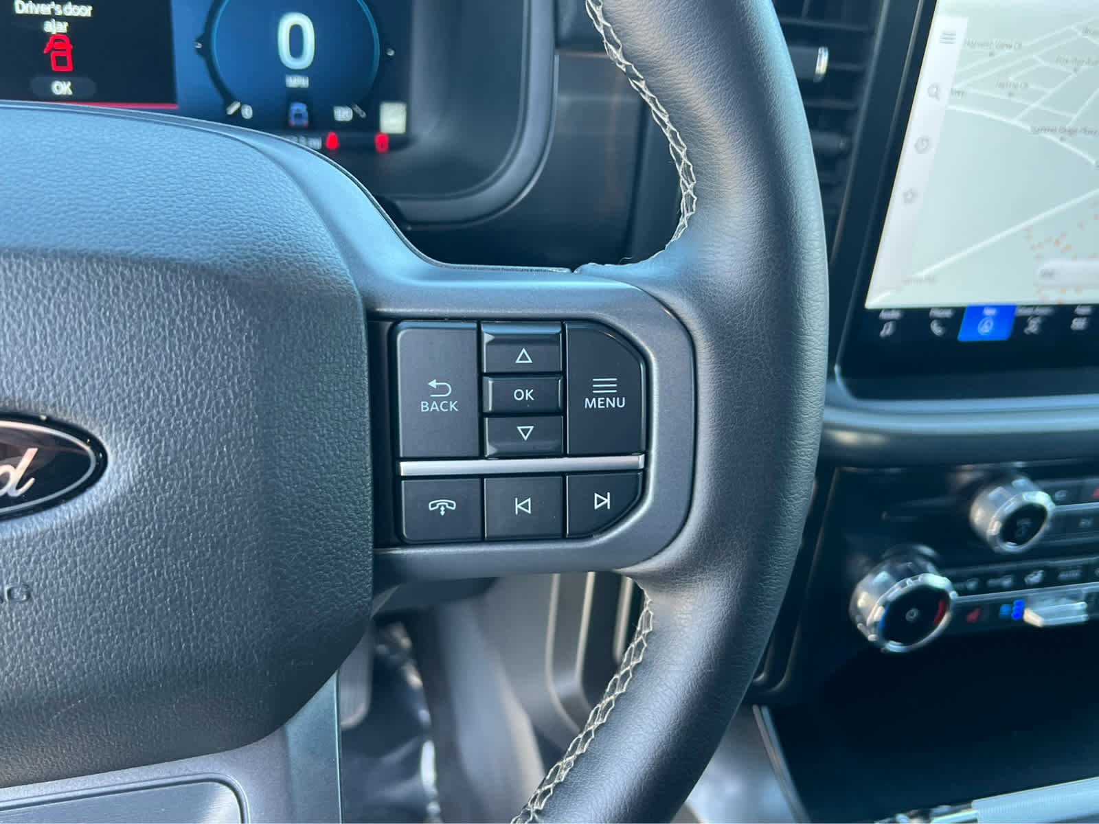 Certified 2025 Ford F150 Lariat image 31