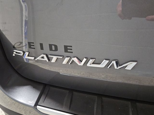 Certified 2023 Ford Explorer Platinum w/ Technology Package AWD/4WD image 39