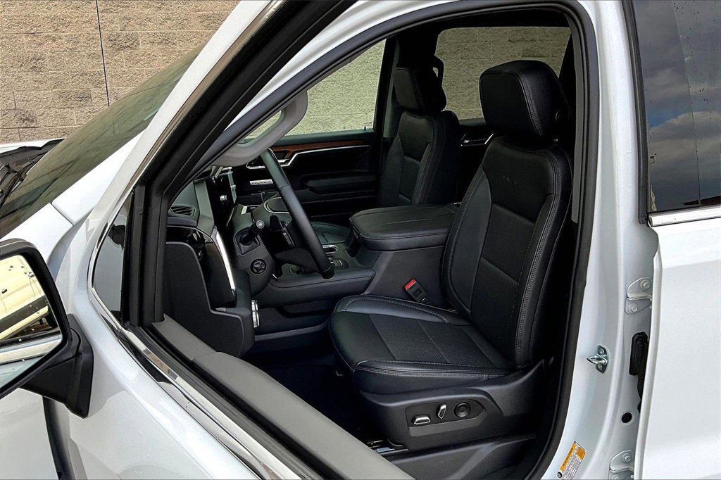 Used 2023 GMC Sierra 1500 Denali w/ Denali Reserve Package image 24