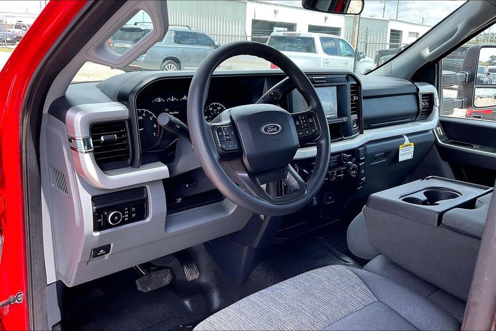 Certified 2025 Ford F350 XLT AWD/4WD image 12
