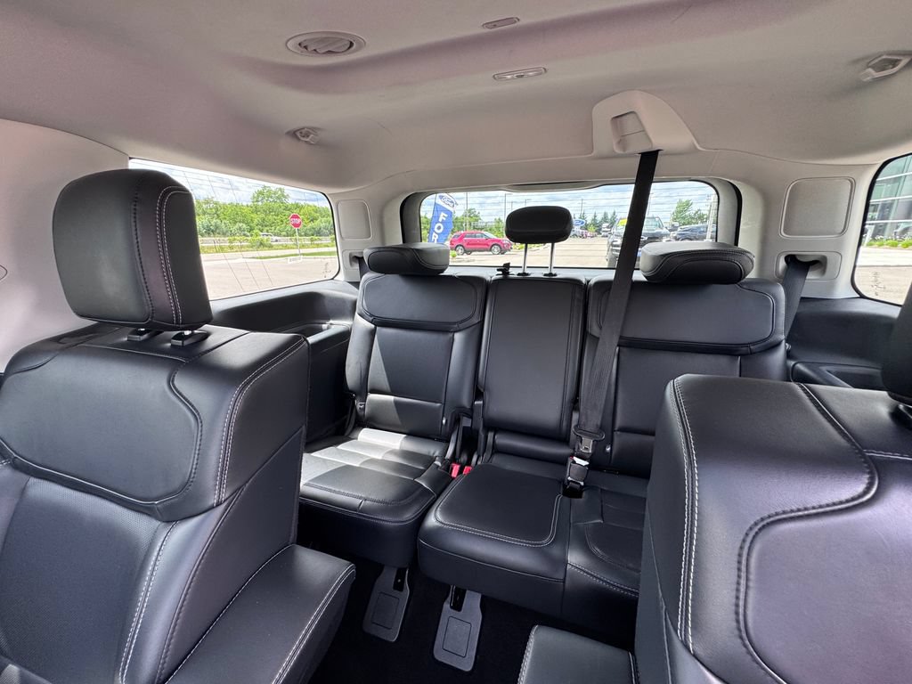 Certified 2025 Ford Expedition Platinum AWD/4WD image 33