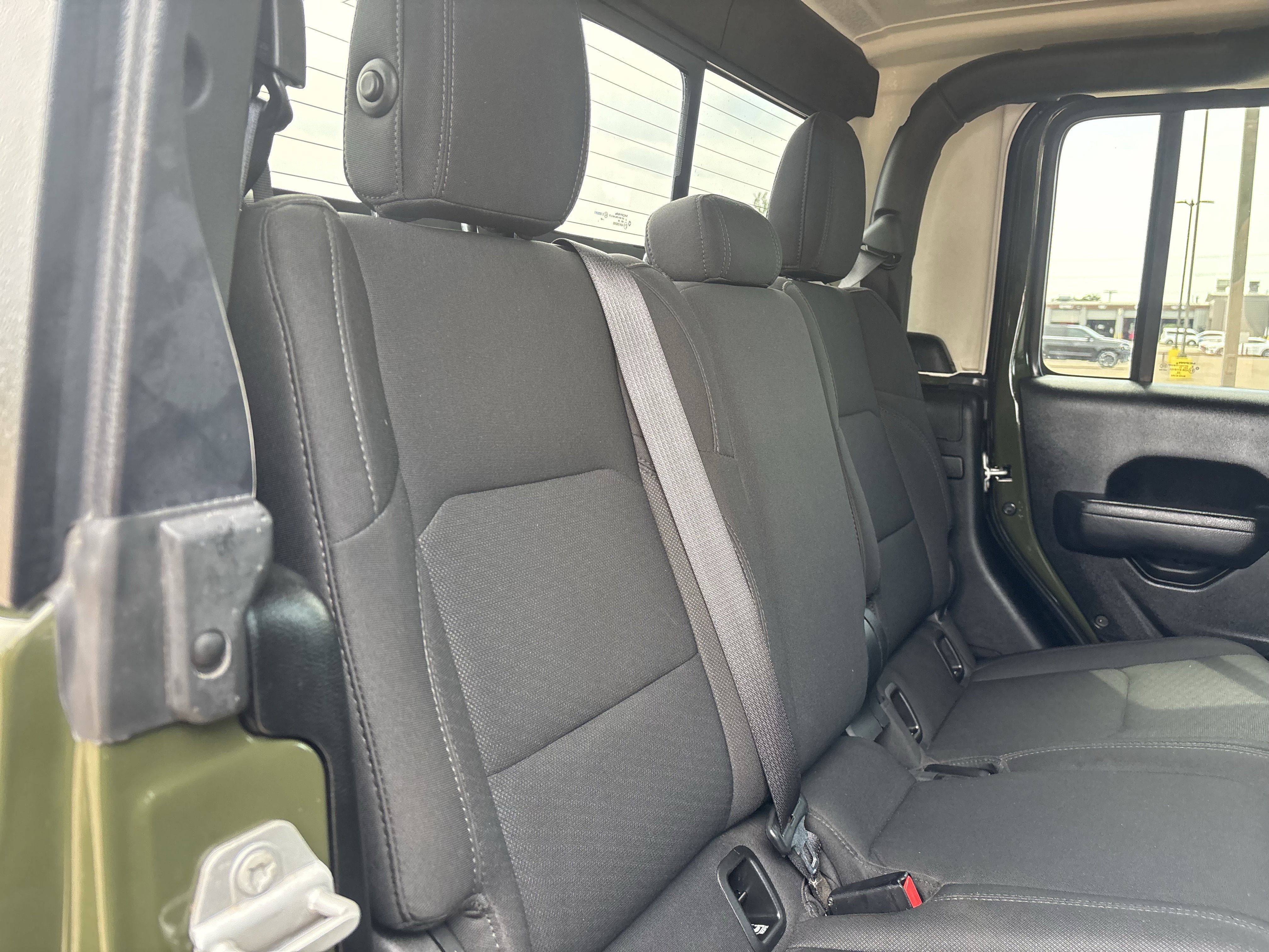 Used 2022 Jeep Gladiator Sport AWD/4WD image 20