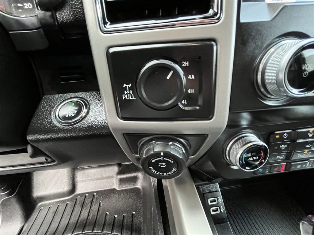 Certified 2020 Ford F150 Lariat w/ Equipment Group 502A Luxury image 15