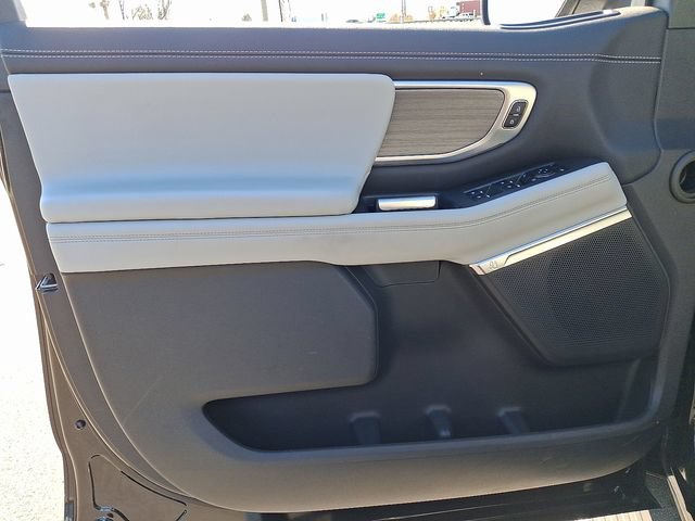Certified 2025 Ford Expedition Max Platinum AWD/4WD image 12