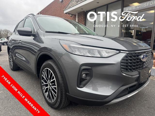 Certified 2023 Ford Escape SE w/ Class II Trailer Tow Package image 1