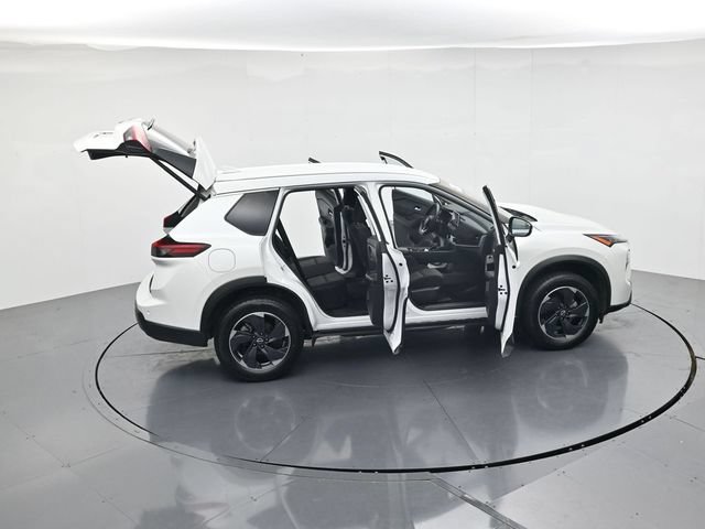 Used 2024 Nissan Rogue SV AWD/4WD image 48