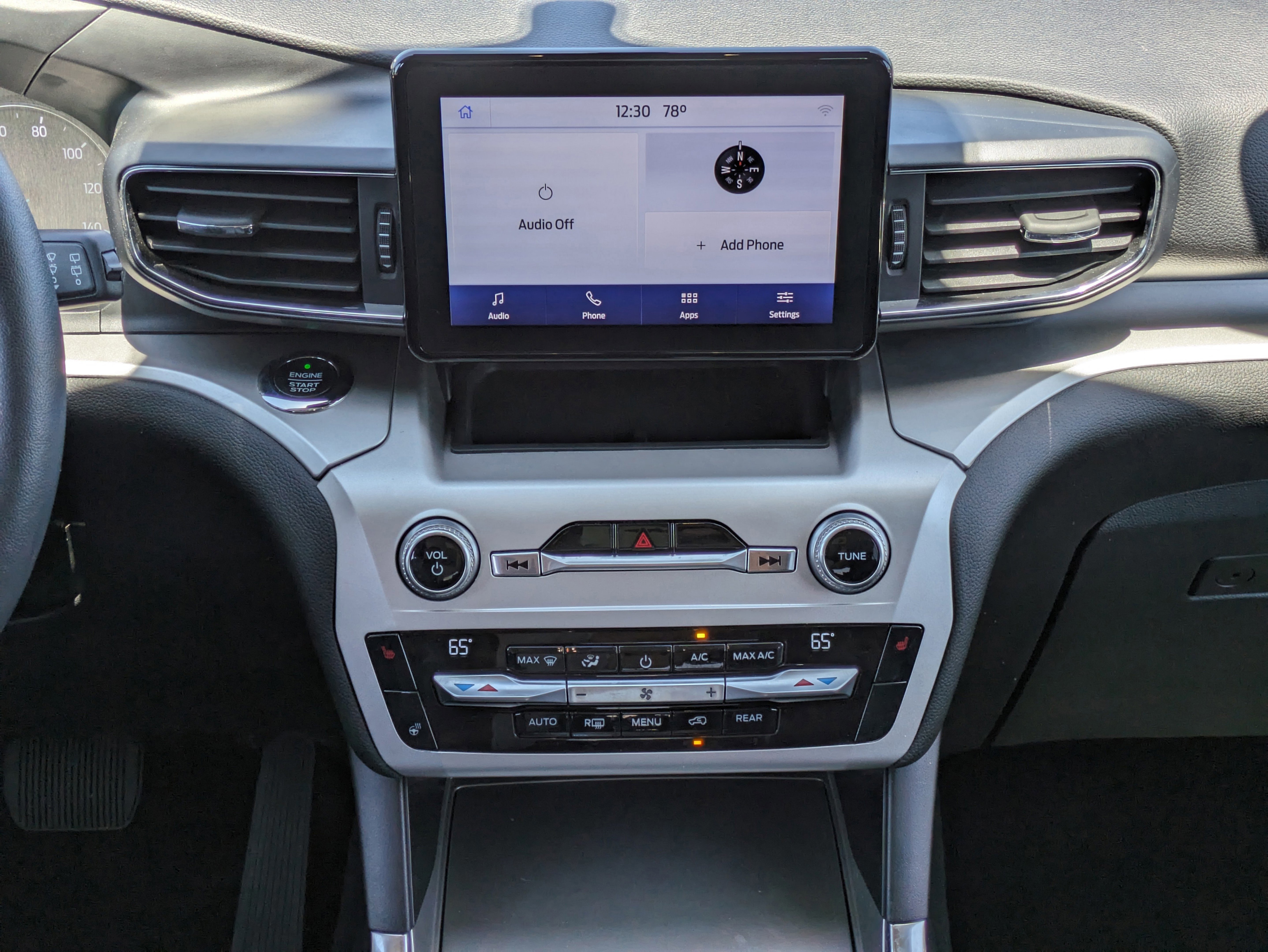 Certified 2021 Ford Explorer XLT w/ Equipment Group 202A image 15