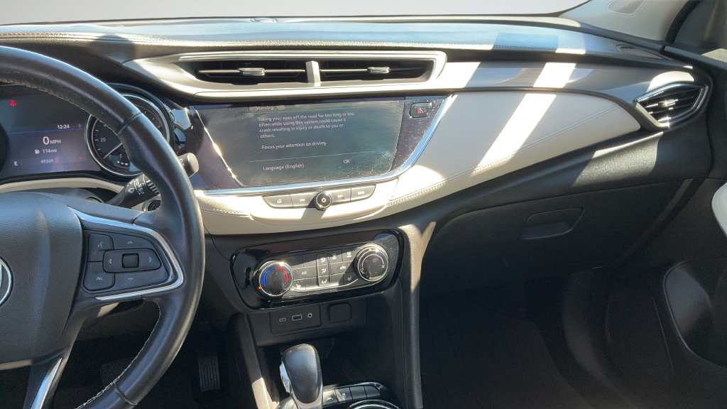 Used 2020 Buick Encore GX Preferred w/ Sport Touring Package FWD image 8