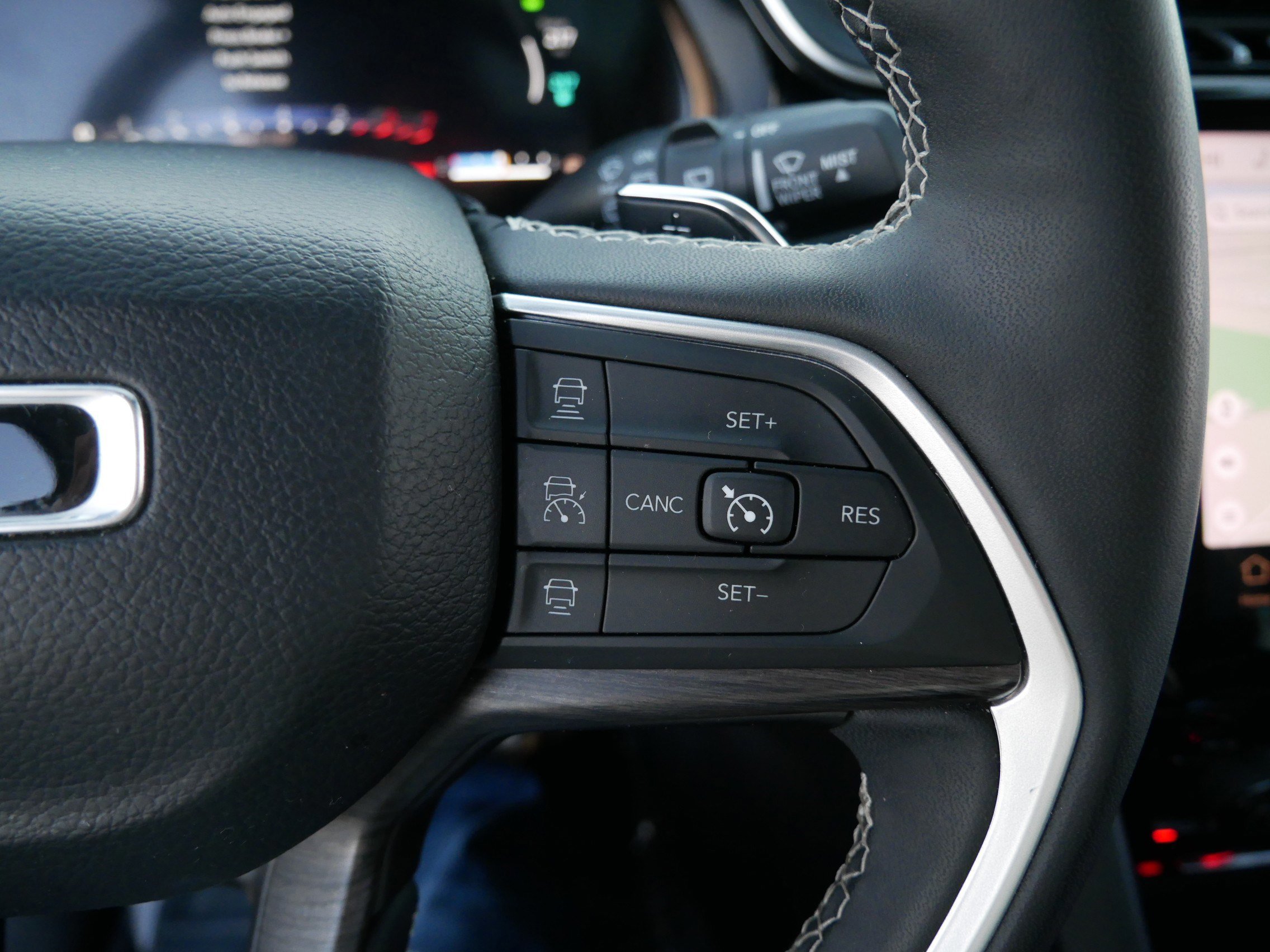 Used 2024 Jeep Grand Cherokee Limited 4xe image 29