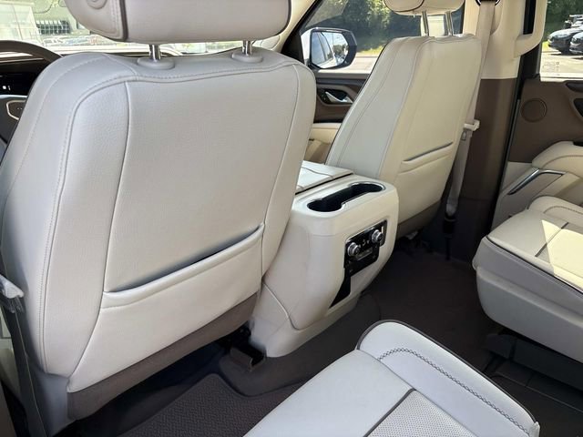 Used 2022 GMC Yukon Denali AWD/4WD image 17