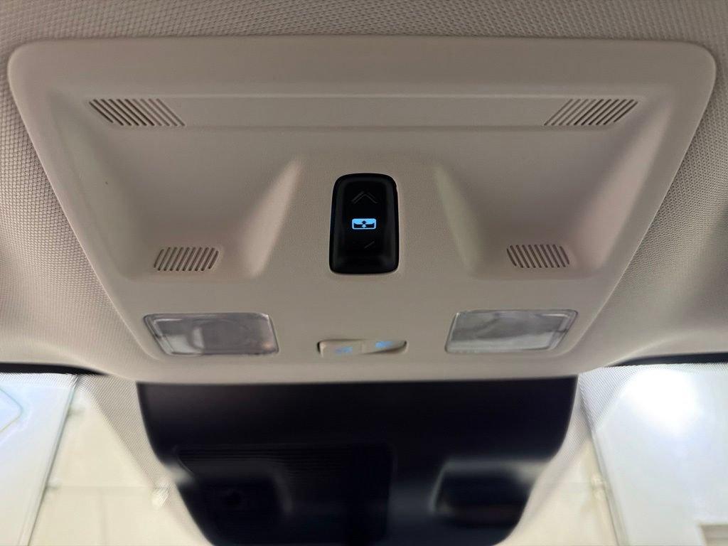 Certified 2025 Ford Maverick Lariat w/ 4K Tow Package AWD/4WD image 25
