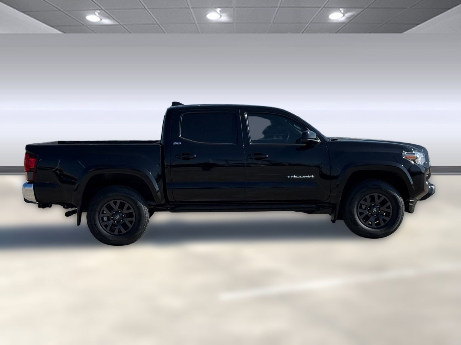 Used 2023 Toyota Tacoma SR5 image 8