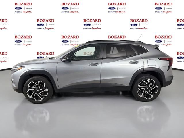 Used 2025 Chevrolet Trax RS w/ Driver Confidence Package FWD image 5