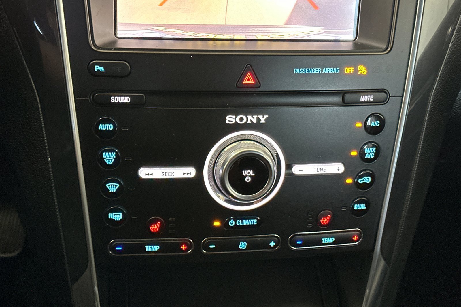 Certified 2019 Ford Explorer Sport AWD/4WD image 23