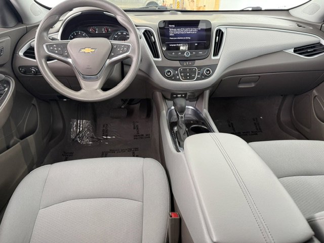 Used 2024 Chevrolet Malibu LT FWD image 16