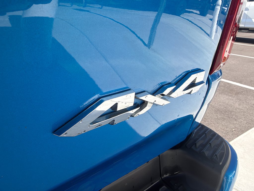Used 2022 RAM 1500 Laramie AWD/4WD image 9
