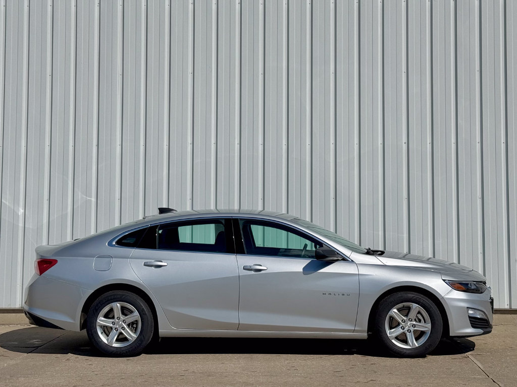 Used 2020 Chevrolet Malibu LS FWD image 7