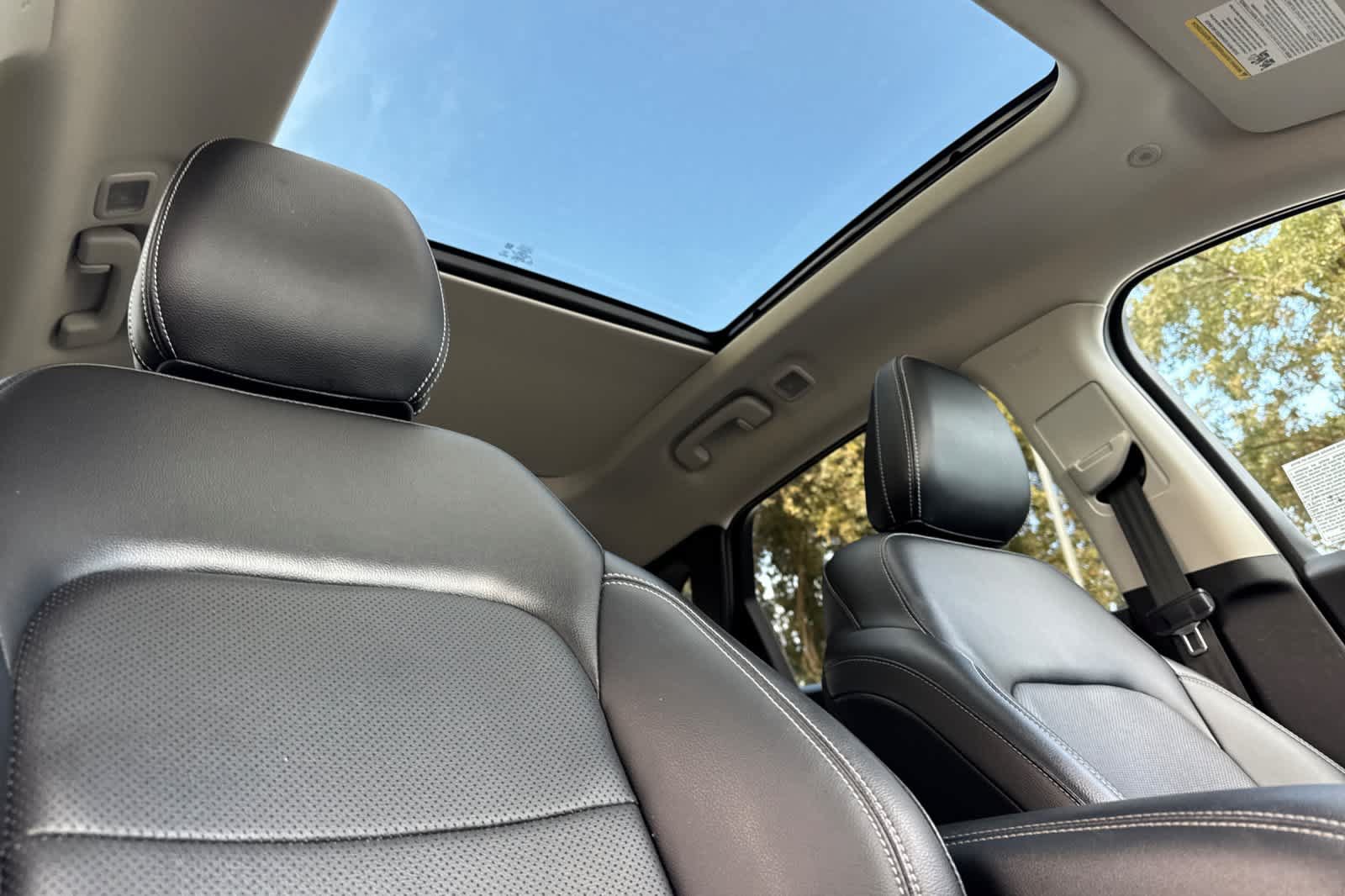Certified 2022 Ford Escape SEL w/ Technology Package FWD image 16