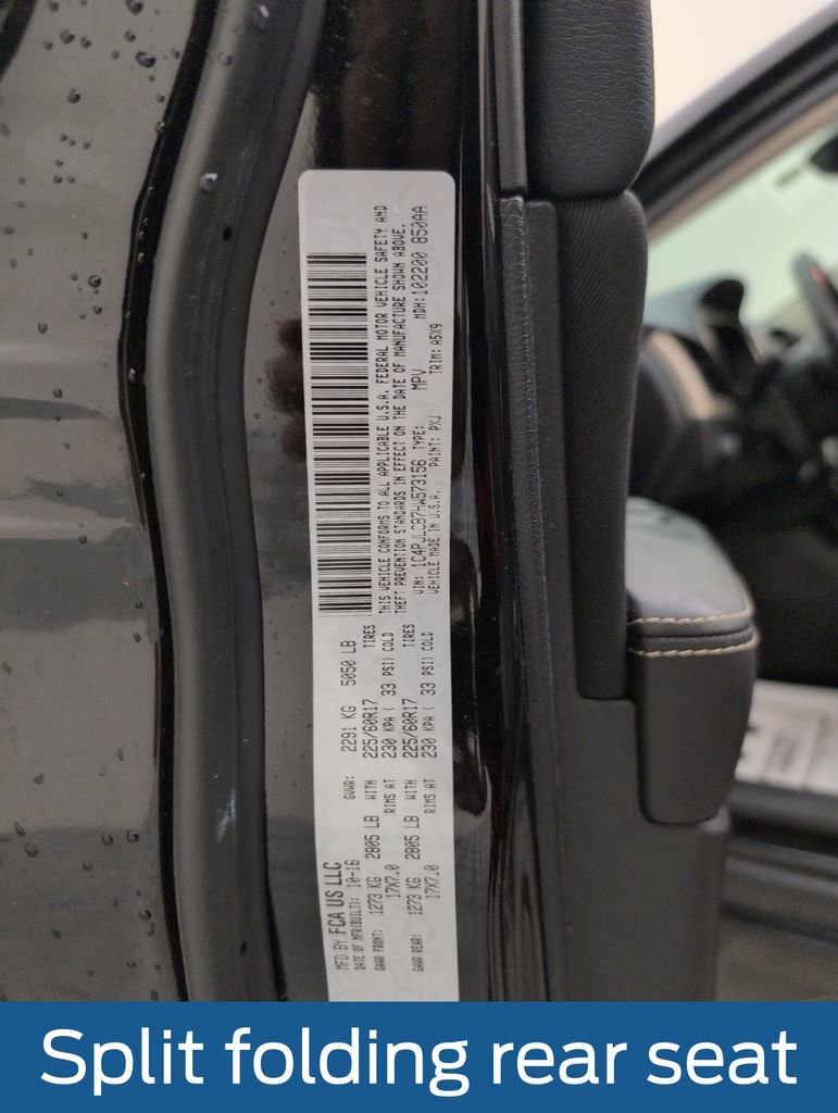 Used 2017 Jeep Cherokee Latitude w/ Safety/Convenience Group FWD image 36