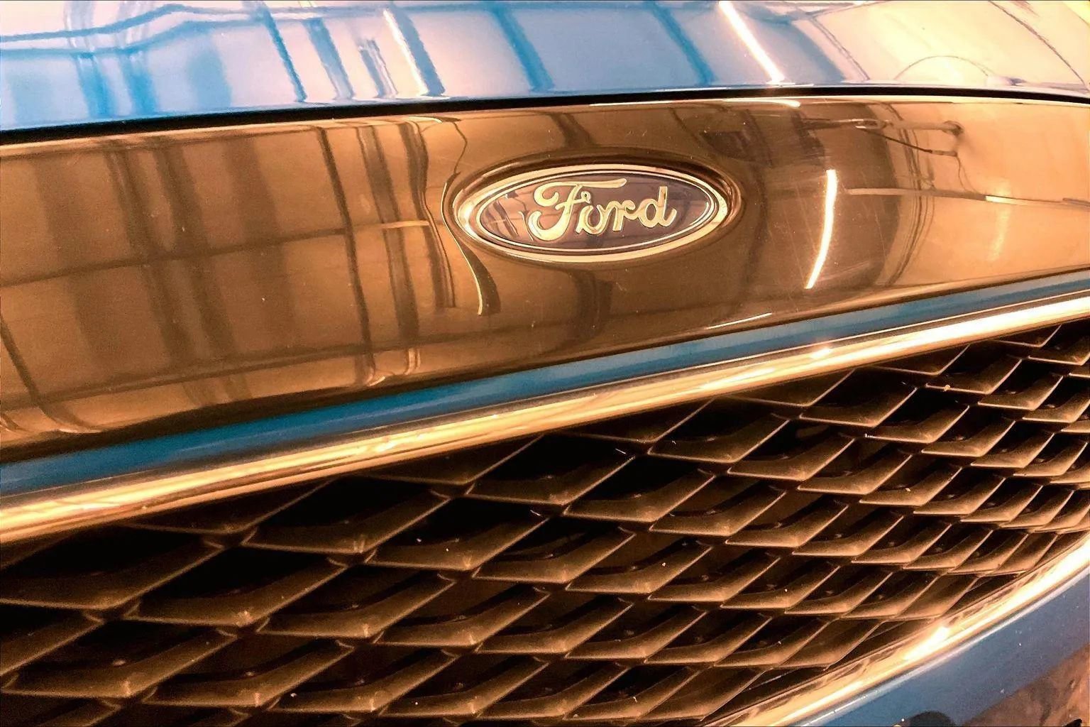 Certified 2017 Ford Focus SEL w/ Cold Weather Package image 29