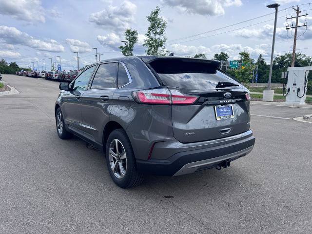 Certified 2024 Ford Edge SEL w/ Convenience Package AWD/4WD image 3