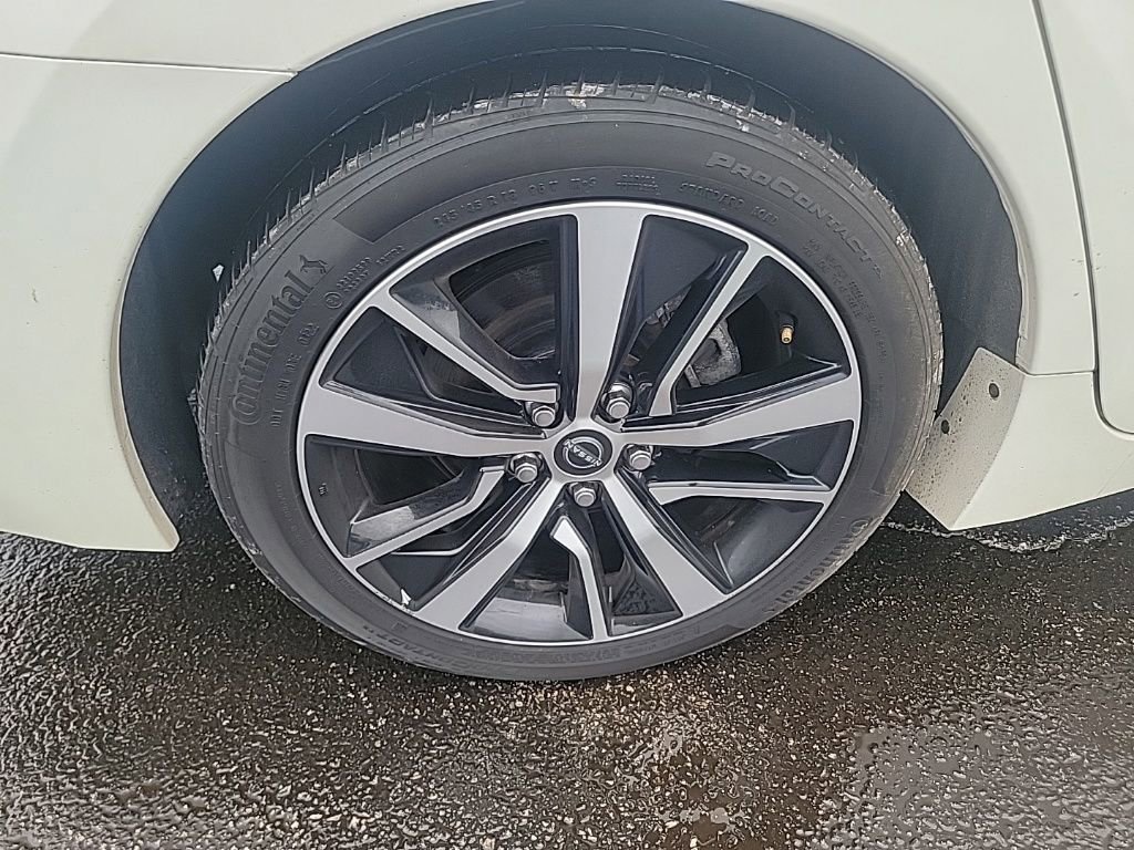 Used 2023 Nissan Maxima SV w/ Floor Mat Group image 12