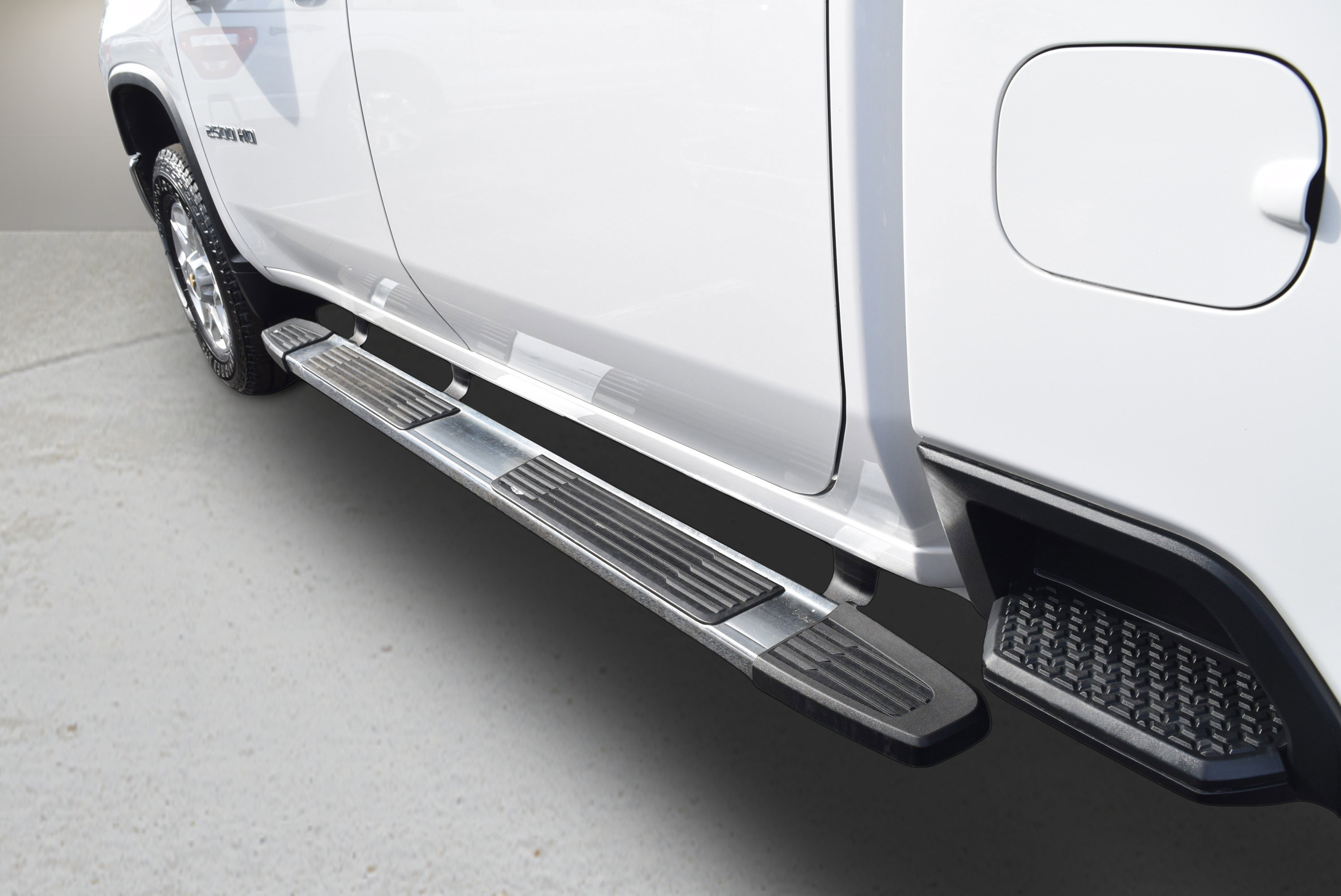 Used 2023 Chevrolet Silverado 2500 LT w/ Convenience Package image 8