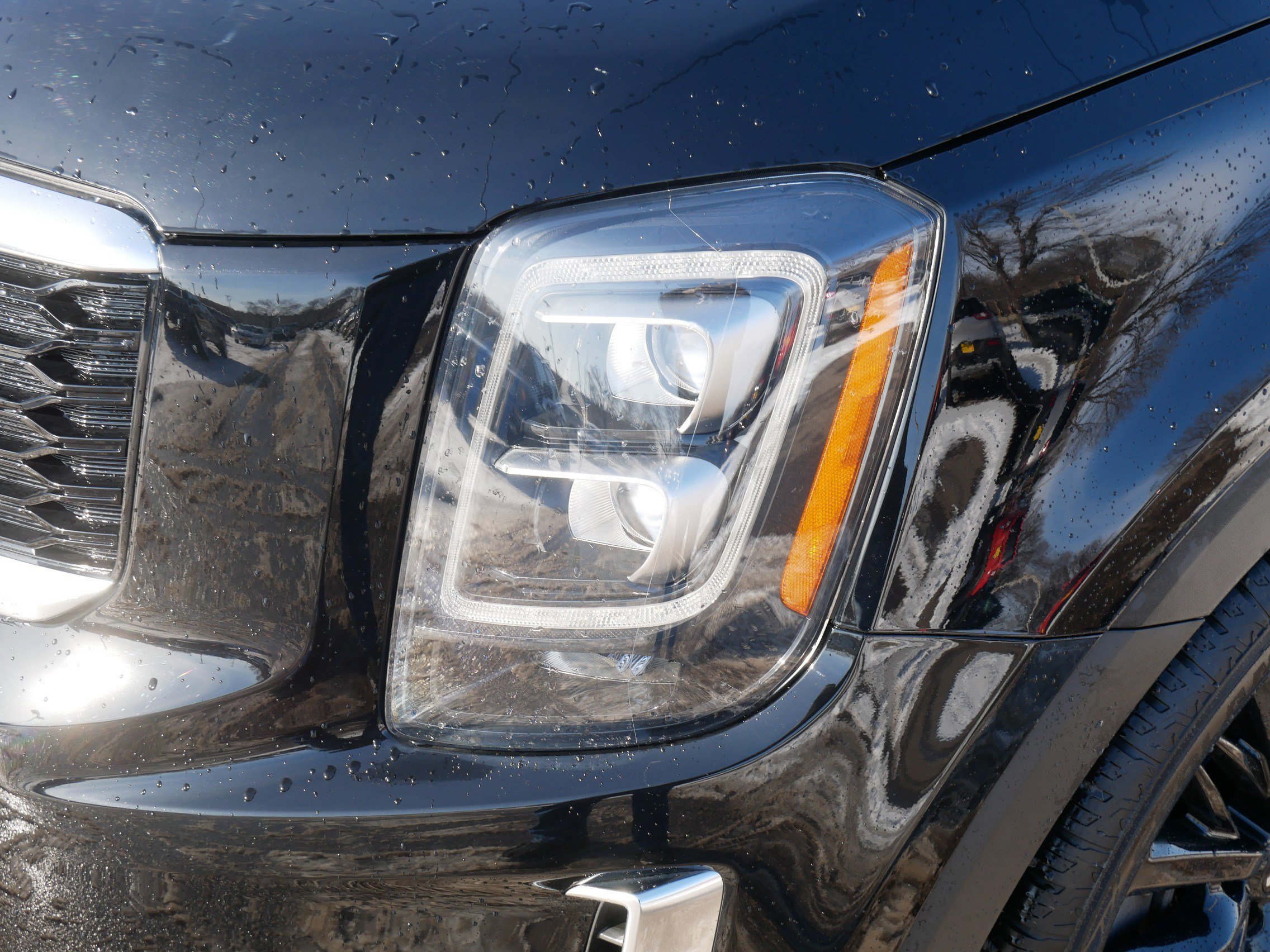 Used 2022 Kia Telluride SX w/ SX Prestige Package image 16