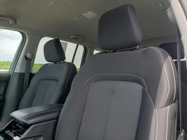 Used 2023 Jeep Grand Cherokee Laredo w/ Luxury Tech Group I AWD/4WD image 21