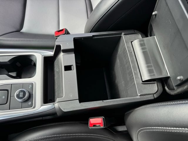 Certified 2023 Ford Explorer XLT w/ Equipment Group 202A AWD/4WD image 20