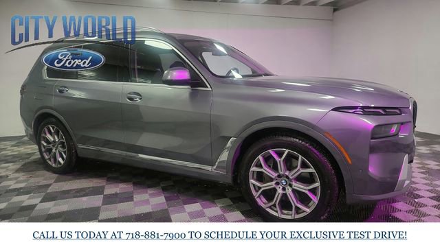 Used 2025 BMW X7 xDrive40i image 3